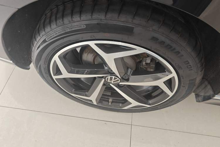 Used Volkswagen Magotan 2023 2 Million Units Commemorative Edition 330TSI DSG Luxury Version