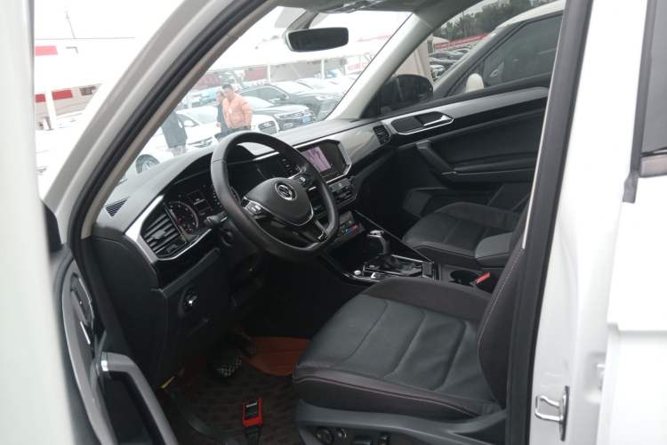 Used Volkswagen Tayron 2022 330TSI Two-Wheel Drive Luxury Smart Connectivity Version