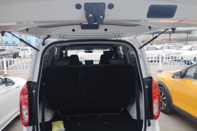 Used Wuling Hongguang New Energy 2025 Extended-Range Hybrid 50KM Comfort Version