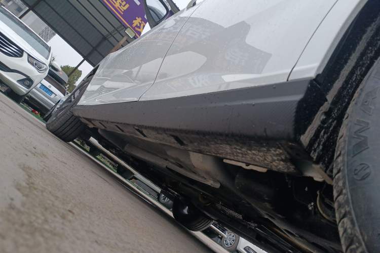 Used Dongfeng Aeolus Yixuan 2025 1.5L Automatic Luxury Version
