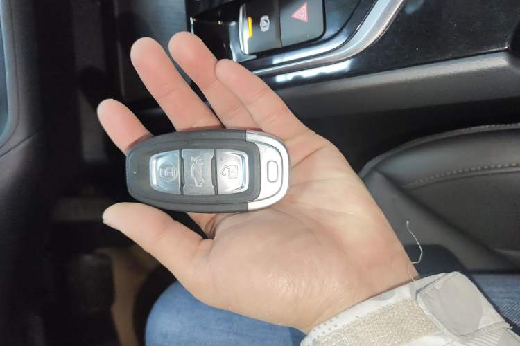 Used Hongqi E-QM5 2023 Revised Version Basic Travel Edition