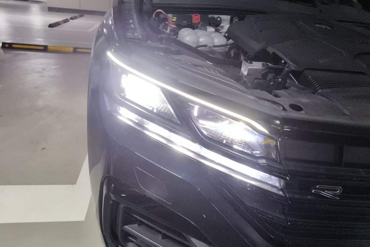 Used Volkswagen Touareg 2022 3.0 TSI Luxury Edition Black Diamond Sport Package
