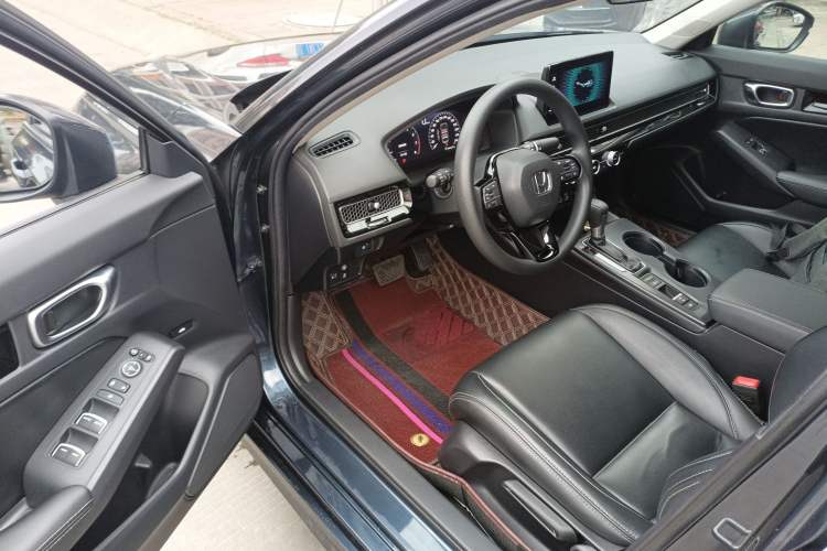 Used Honda Civic 2022 240TURBO CVT Dynamic Edition
