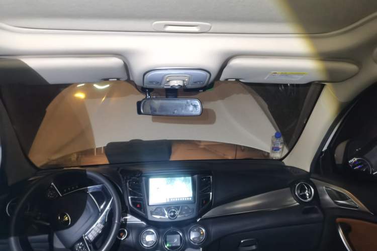 Used BYD Song 2016 GaiShi Edition 1.5TI Manual Elite Model
