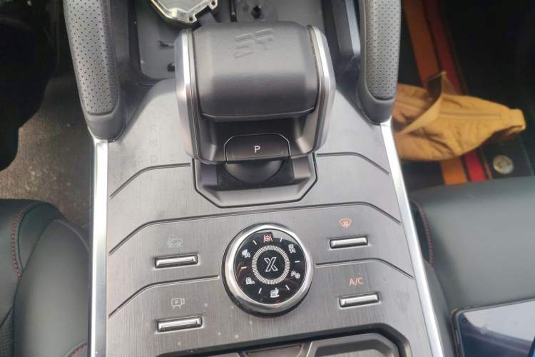 Used JETOUR Traveler 2023 2.0T All-Wheel Drive CrossPRO+