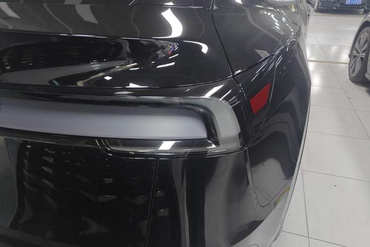 Used Tesla Model Y 2026 Rear-Drive Model
