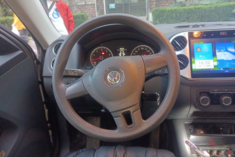 Used Volkswagen Tiguan 2015 1.8TSI Manual Two-Wheel Drive Fashion Edition