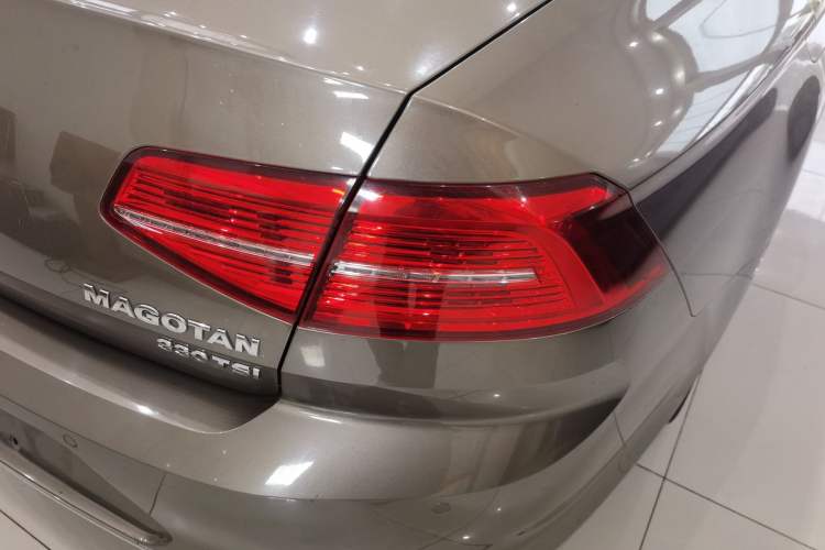 Used Volkswagen Magotan 2018 Facelift 330TSI DSG Luxury Model