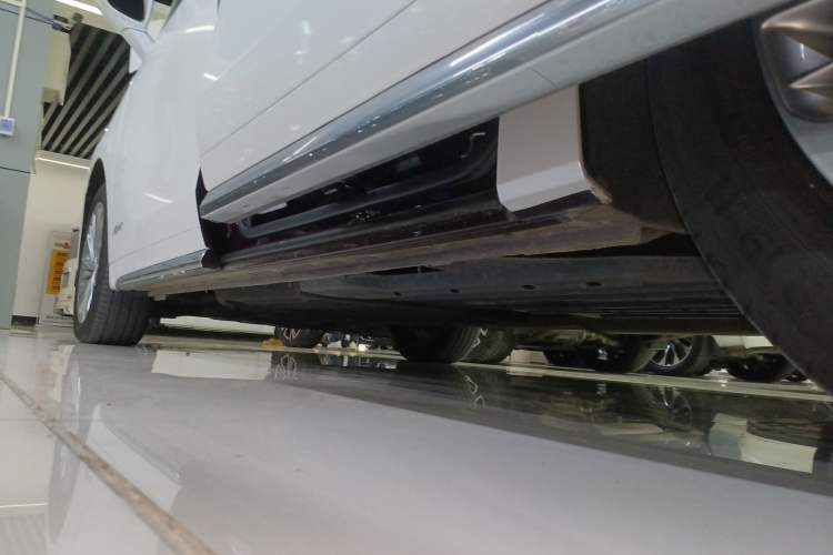 Used Buick Century 2023 2.0T Six-Seater Yinshi Edition
