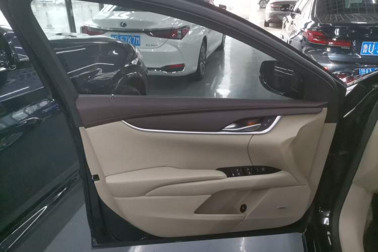 Used Cadillac XTS 2016 28T Tech Edition
