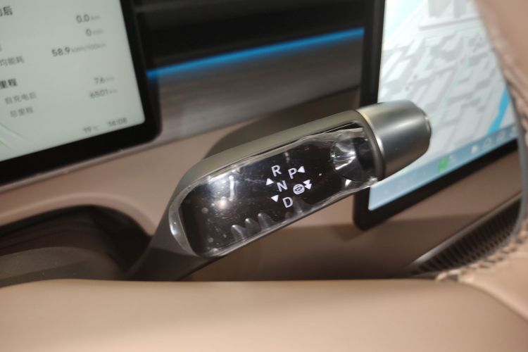 Used XPeng X9 2025 740 Ultra-Long Range Max