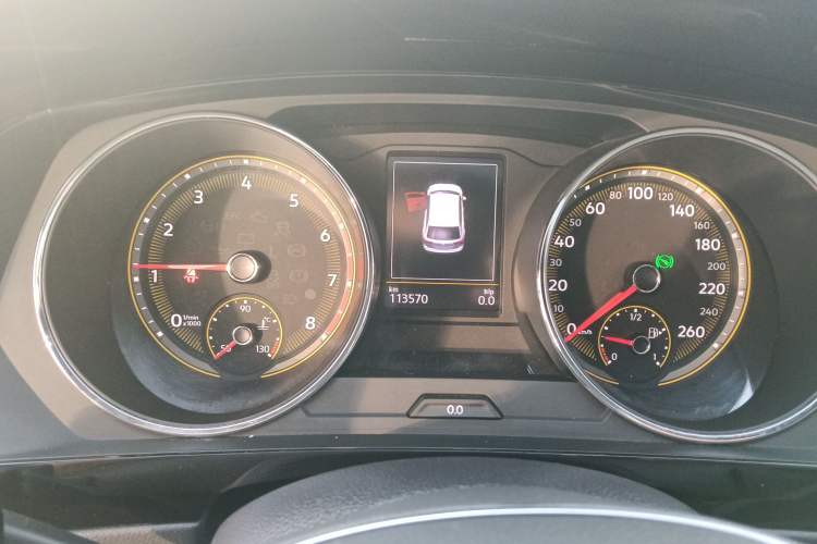 Used Volkswagen Tiguan L 2021 330TSI Automatic Two-Wheel Drive Smart Edition
