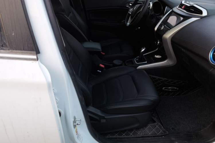 Used BYD Yuan New Energy 2018 EV360 Smart Connect Cool Edition
