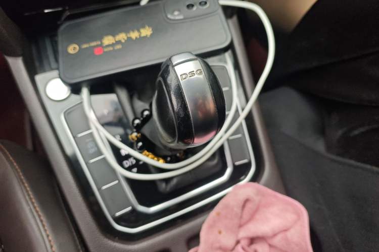 Used Volkswagen Magotan 2018 Facelift 330TSI DSG Luxury Model
