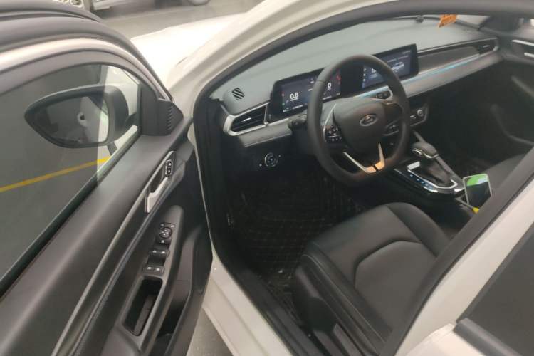 Used Ford Escort 2021 1.5L Automatic Platinum Edition