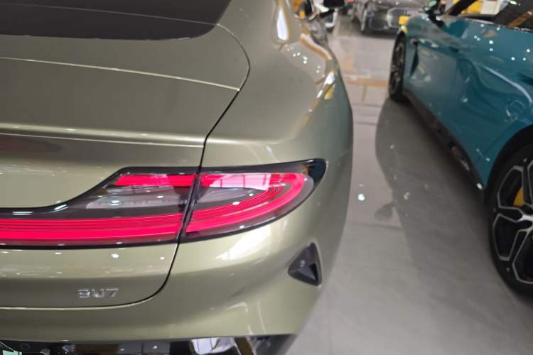 Used  SU7 2024 Rear-Drive Long-Range Intelligent Driving Version