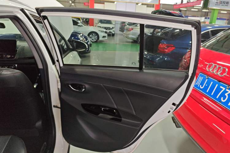 Used Toyota YARiS L 2020 X-Trail X 1.5L CVT Luxury Edition
