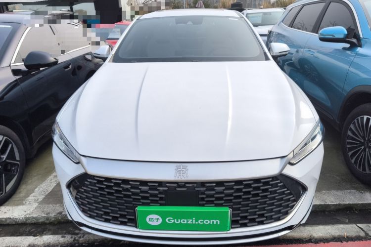 Used BYD Qin PLUS 2024 HONOR Edition DM-i 120KM Excellence Model
