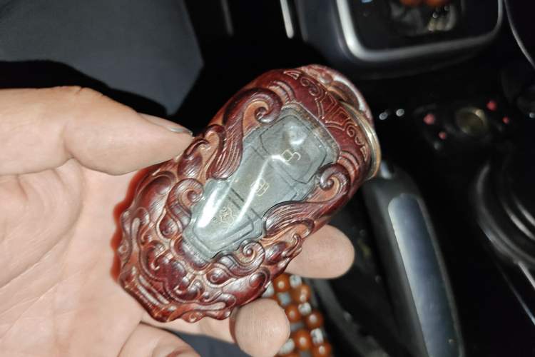 Used Ford Kuga 2015 2.0L GTDi Four-Wheel-Drive Sport Model
