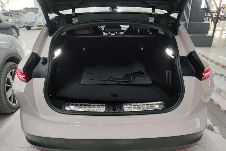 Used Nio ET5T 2024 75kWh Touring
