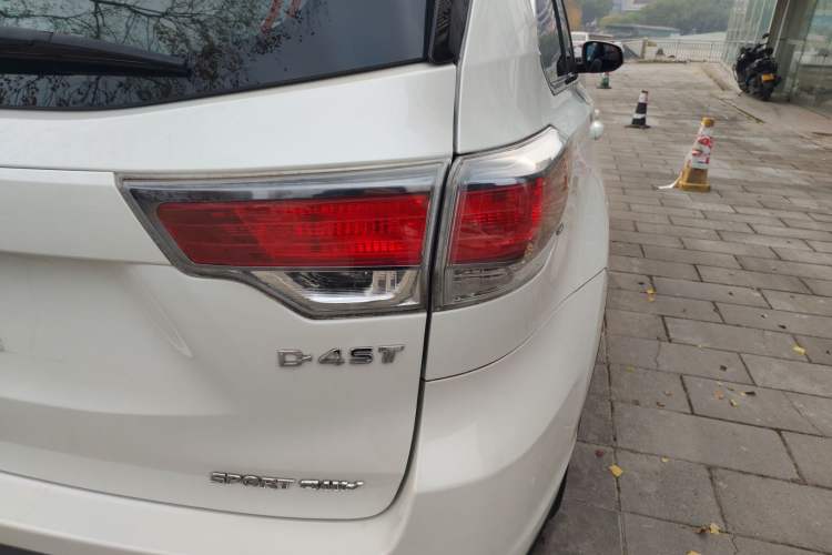 Used Toyota Highlander 2015 2.0T Four-Wheel Drive Luxury Edition 7-Seater