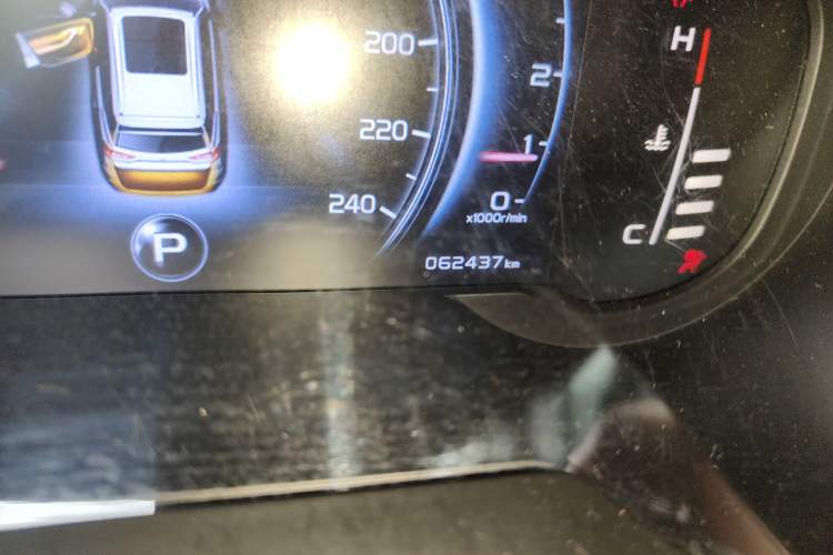 Used Geely Auto Emgrand X7 Sport 2018 1.8TD Automatic Two-Wheel Drive Smart Connect 4G Internet Edition
