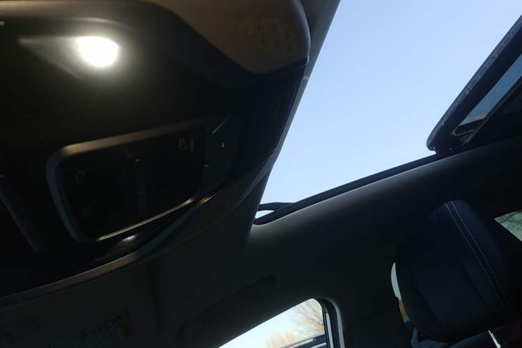 Used Geely Auto Jiajie 2023 Geely Jiaji L 1.5TD DCT Luxury Model
