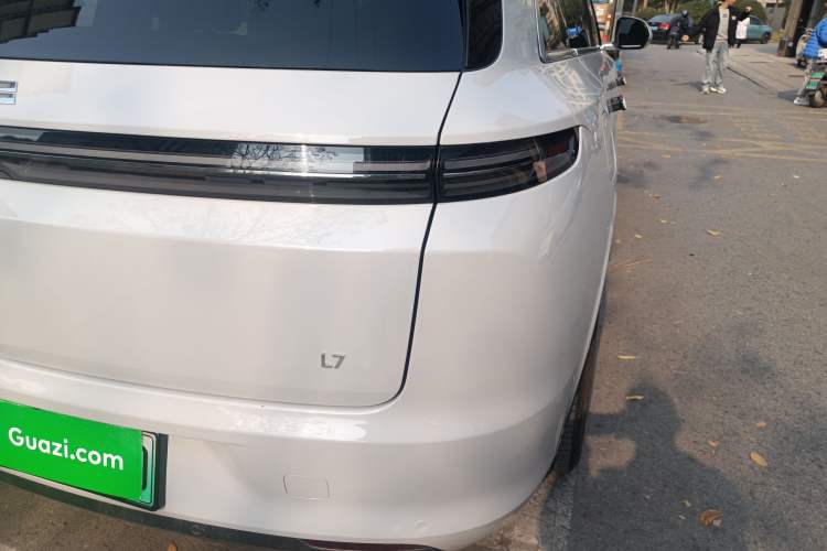 Used Li Auto L7 2023 Air model
