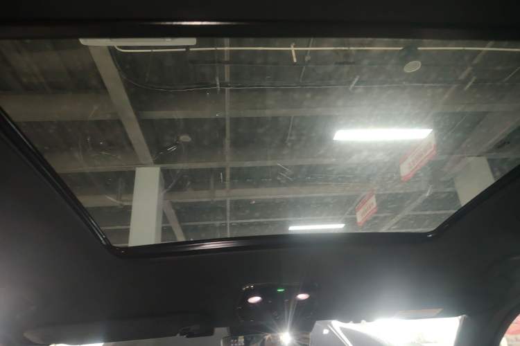 Used Nio ES8 2020 580 km Range Signature Edition Six-Seater Version
