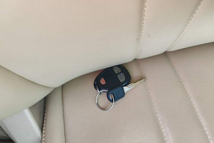 Used Buick GL8 2014 2.4L Classic Edition