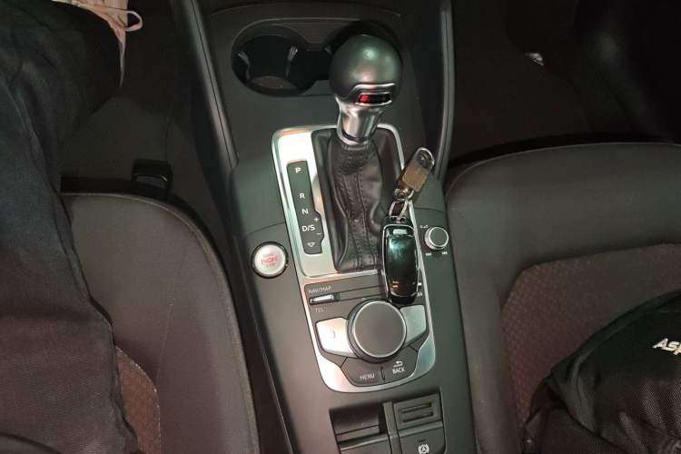 Used Audi A3 2020 Restyled Limousine 35 TFSI Ambition Version China VI
