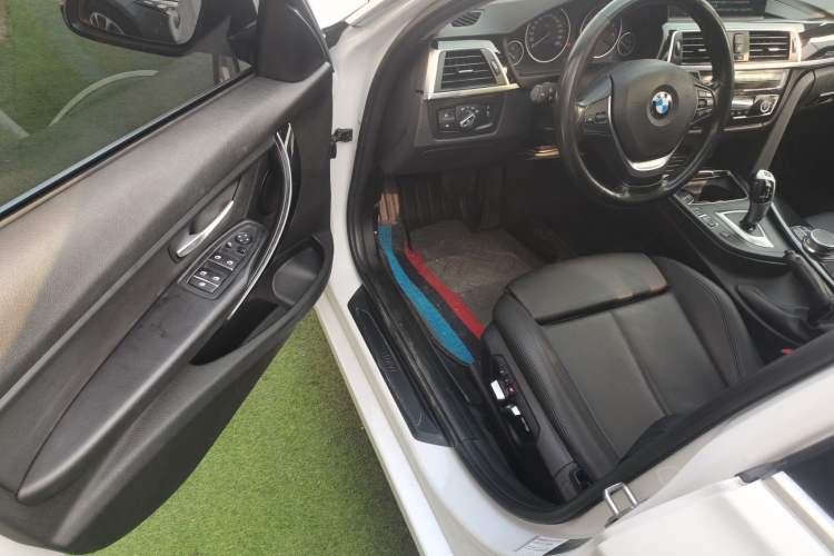 Used BMW 3 Series 2018 318Li
