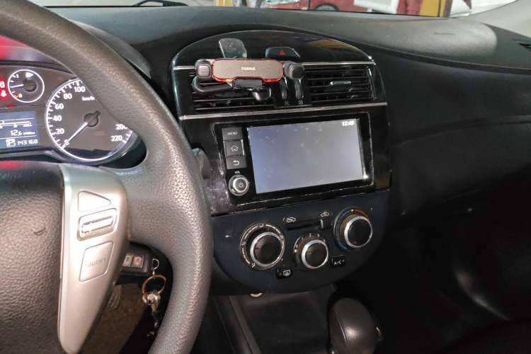 Used Nissan Tiida 2011 1.6L CVT Comfort Model