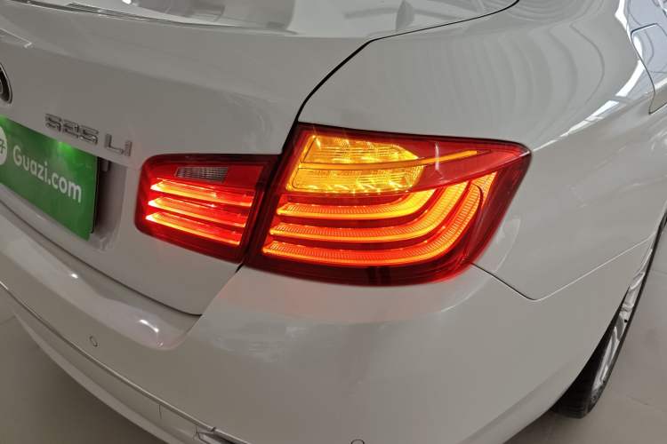 Used BMW 5 Series 2017 525Li Luxury Design Package
