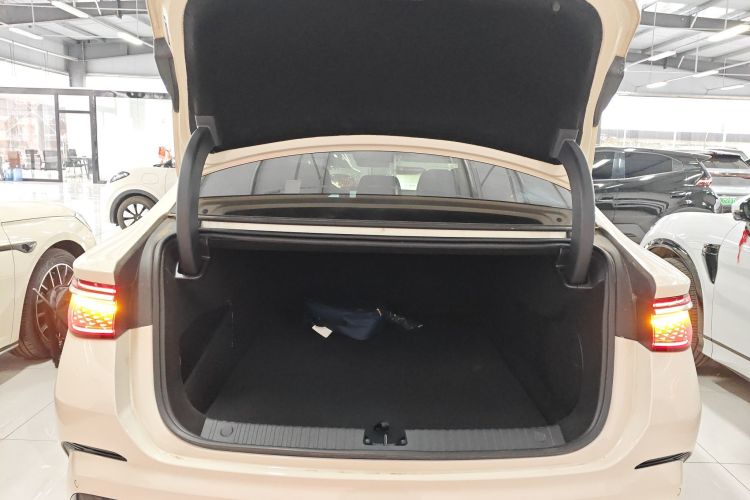 Used BYD Seal 07 DM-i 2025 Intelligent Driving Version DM-i 1.5L 125 km Prestige Edition
