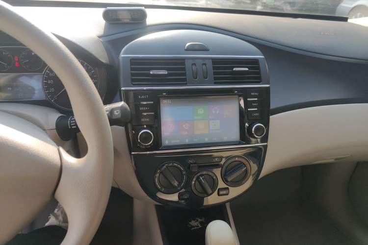 Used Nissan Tiida 2011 1.6L CVT Comfort Model
