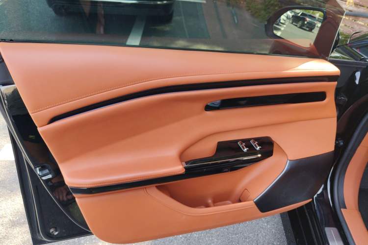 Used  GT 2024 Global Model 710 Ultra-High-Voltage LiDAR Edition
