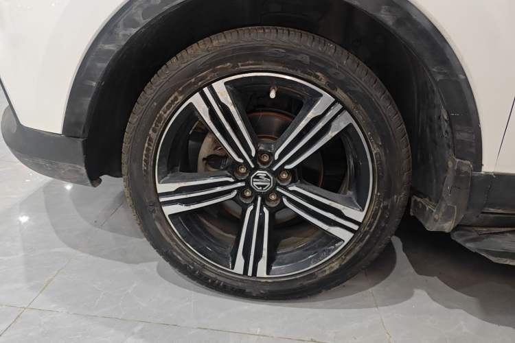 Used MG ZS 2018 1.5L Automatic Luxury Edition China V Standard