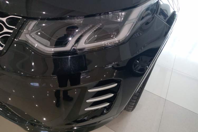 Used Land Rover Discovery Sport 2024 Performance Tech Edition
