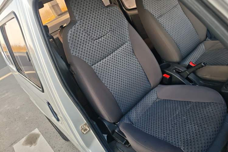 Used Wuling Zhiguang 2020 1.2L Practical Model China VI LSI
