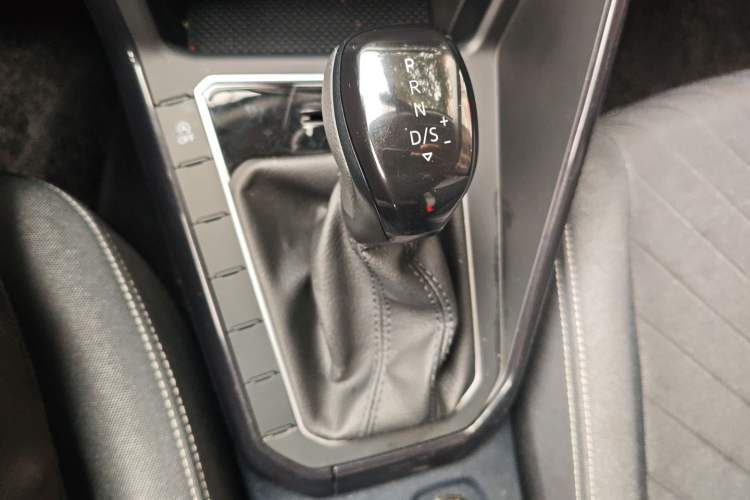 Used Volkswagen Lavida 2023 New Rui 1.5L Automatic New Yi Edition