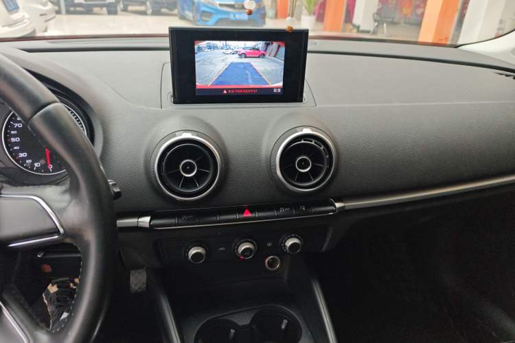 Used Audi A3 2014 Limousine 35 TFSI Automatic Advanced Model