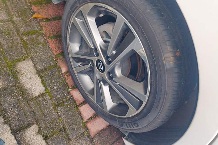 Used Hyundai Elantra 2016 1.6L Automatic ZhiXuan – Elite Version