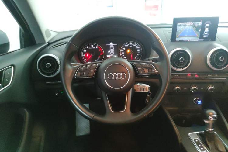 Used Audi A3 2019 Limousine 35 TFSI Fashion Edition China V standard
