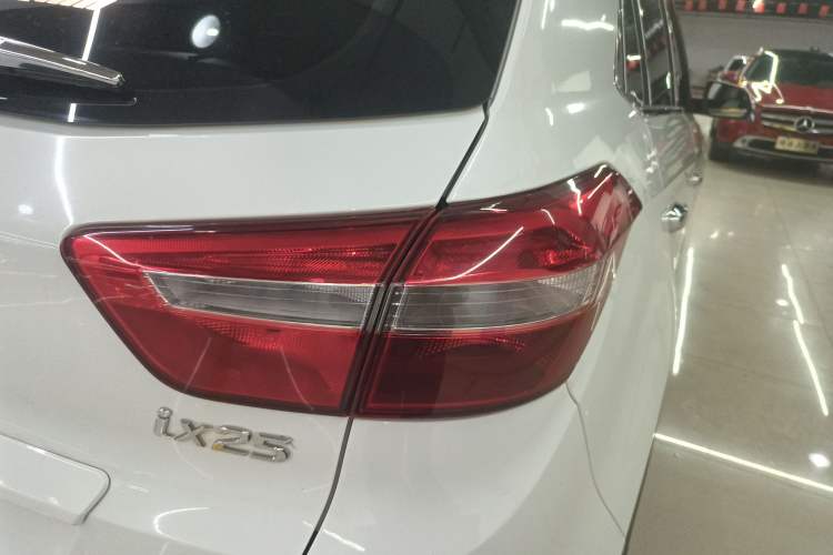 Used Hyundai ix25 2015 1.6L Automatic Two-Wheel Drive Smart GLS Trim