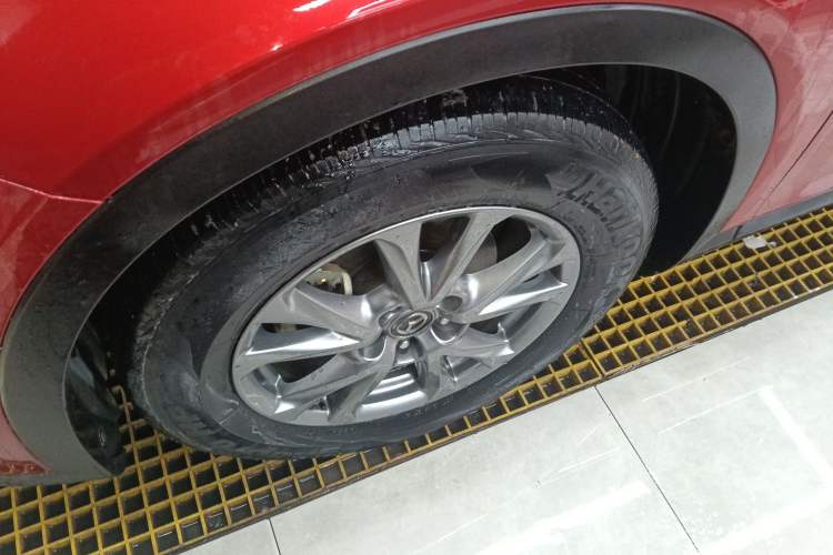 Used Mazda CX-4 2018 2.0L Automatic Two-Wheel Drive Blue Sky Premium Upgrade Version China V Standard
