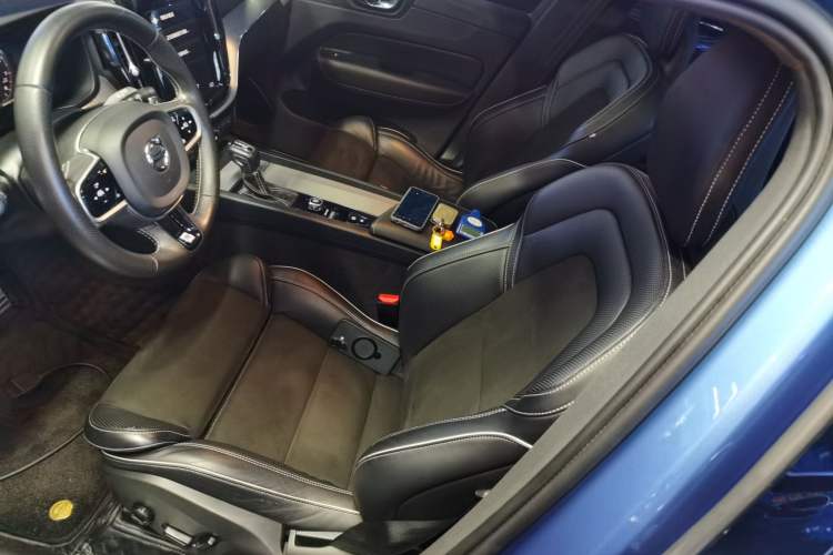 Used Volvo XC60 2018 T5 4x4 Smart & Sporty Edition