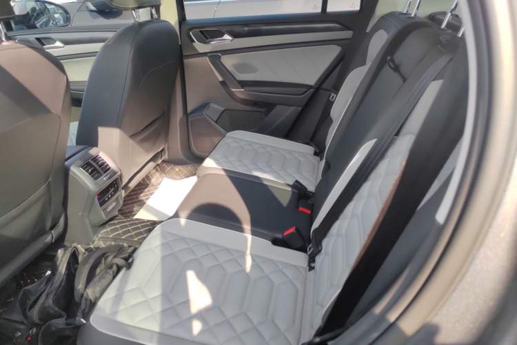 Used Volkswagen Tayron 2023 330TSI Two-Wheel-Drive Luxury Plus Advanced Version
