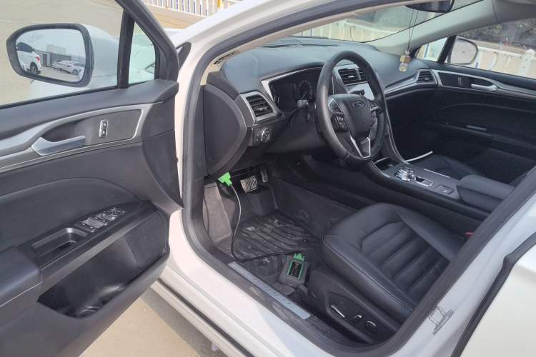 Used Ford Mondeo 2017 EcoBoost 180 Stylish Model
