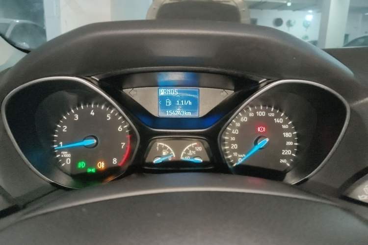 Used Ford Focus 2015 Sedan 1.6L Automatic Trend Model
